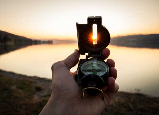 Loc8 Insights Tips to set annual goals for your in-field workers